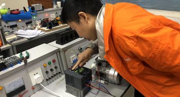 科目八：故障维修