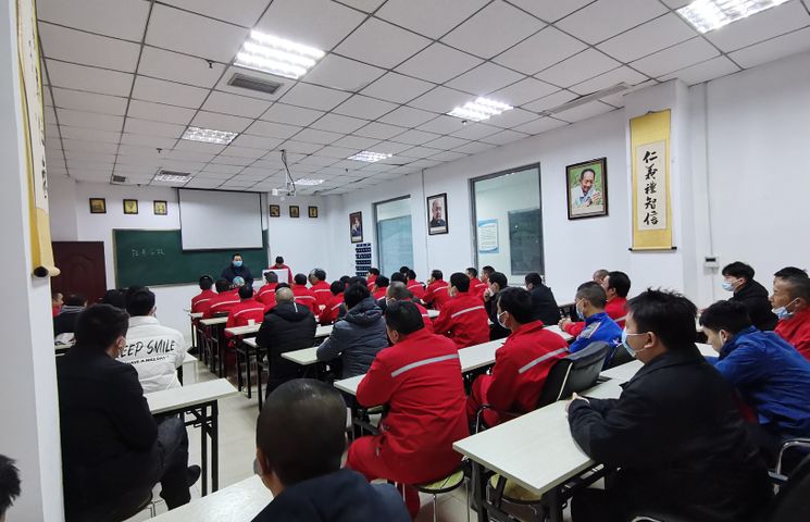 焊工培训现场
